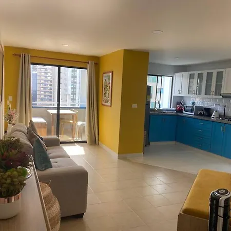 Apartamento 10mo Piso, Piscina, Jacuzzi Y A Pasos De La Playa Cartagena
