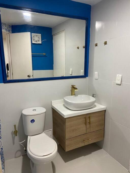 Apartamento 10mo Piso, Piscina, Jacuzzi Y A Pasos De La Playa *